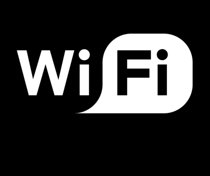 El Wi‑Fi funciona, pero el móvil se queda conectado al router equivocado: por qué